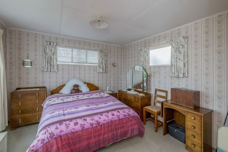 Photo of property in 17 Devon Street, Levin, 5510