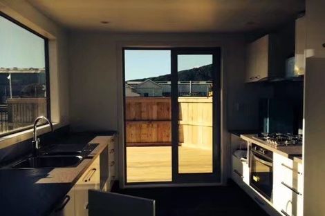 Photo of property in 4/50 Elizabeth Street, Moera, Lower Hutt, 5010