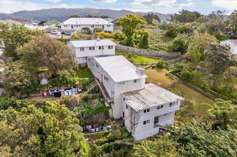 Photo of property in 148-152 Champion Street, Cannons Creek, Porirua, 5024