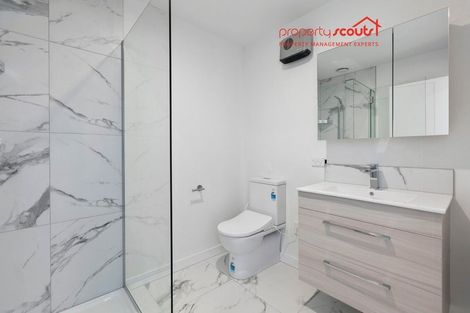 Photo of property in 1/80 Awaroa Road, Sunnyvale, Auckland, 0612