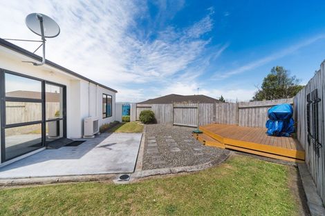 Photo of property in 14 Jordan Way, Kelvin Grove, Palmerston North, 4414