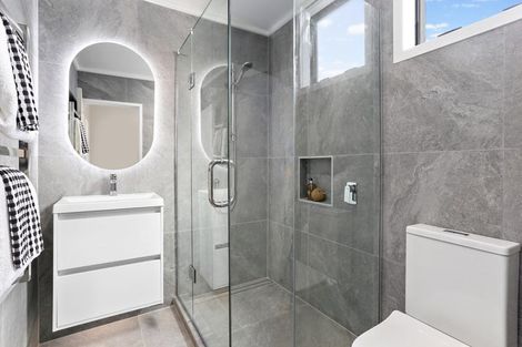 Photo of property in 13 Davita Place, Farm Cove, Auckland, 2012