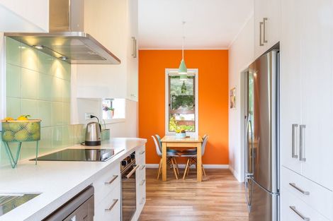 Photo of property in 225 Riverside Drive, Waterloo, Lower Hutt, 5011