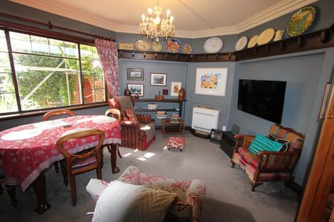 Photo of property in 11 Valpy Street, Saint Clair, Dunedin, 9012