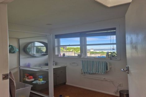 Photo of property in 24 Palmerston Road, Birkenhead, Auckland, 0626