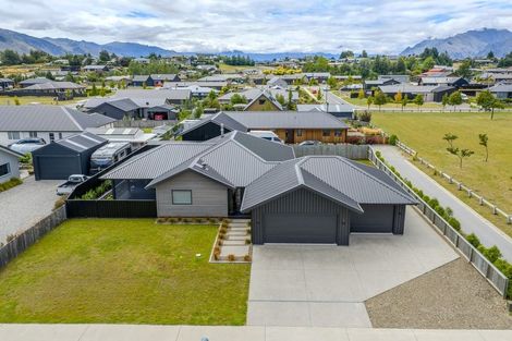 Photo of property in 7 Dingle Street, Lake Hawea, 9382