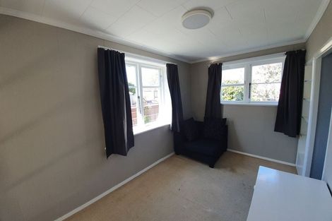 Photo of property in 96 Reynolds Street, Taita, Lower Hutt, 5011