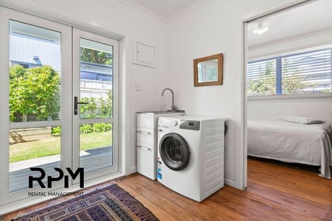 Photo of property in 84 Gover Street, New Plymouth, 4310