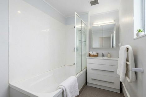 Photo of property in 2/97 Boulcott Street, Wellington Central, Wellington, 6011