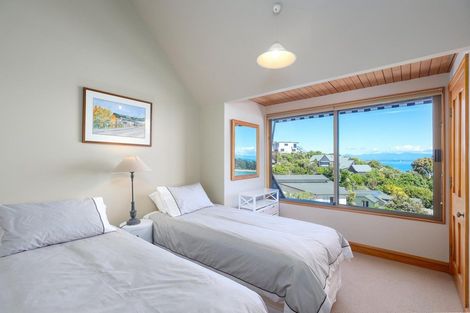 Photo of property in 2 The Cliffs, Britannia Heights, Nelson, 7010