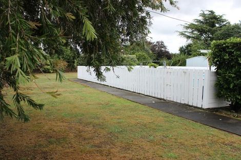 Photo of property in 35 Clifton Avenue, Carterton, 5713