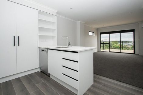 Photo of property in 12/14 Ruakiwi Road, Hamilton Lake, Hamilton, 3204