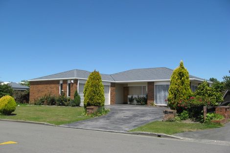Photo of property in 12 Wardour Mews Avonhead Christchurch City