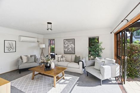 Photo of property in 27 Rubens Place, Burnside, Christchurch, 8053