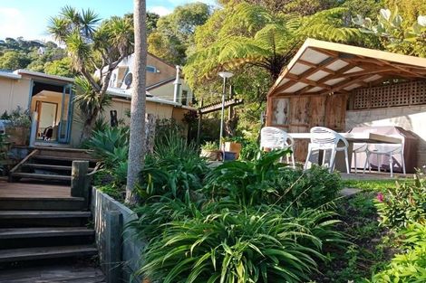 Photo of property in 14 Westhill Road, Point Howard, Lower Hutt, 5013