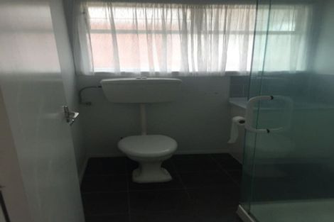 Photo of property in 43 Scenic Drive, Hillpark, Auckland, 2102