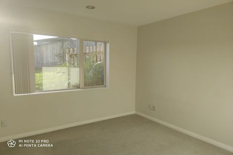 Photo of property in 76 Laurel Oak Drive, Schnapper Rock, Auckland, 0632