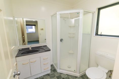 Photo of property in 43 Amesbury Drive, Churton Park, Wellington, 6037