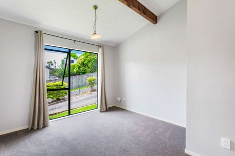 Photo of property in 44 Hale Crescent, Bayview, Auckland, 0629