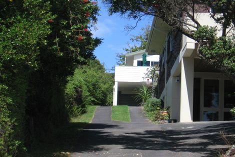 Photo of property in 1/28 Beulah Avenue, Rothesay Bay, Auckland, 0630