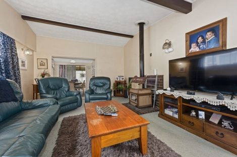 Photo of property in 5 Bonnie Glen Crescent, Ebdentown, Upper Hutt, 5018