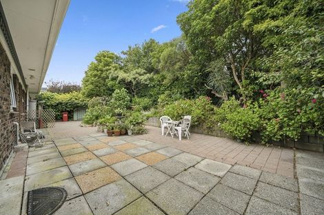 Photo of property in 71 Nimmo Avenue East, Waikanae, 5036