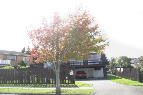 Photo of property in 19 Beechdale Crescent, Pakuranga Heights, Auckland, 2010