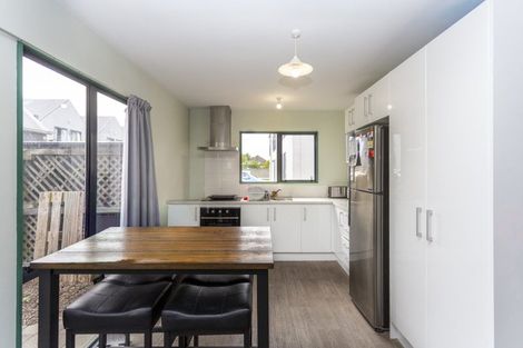 Photo of property in 4/74 Hansons Lane, Upper Riccarton, Christchurch, 8041