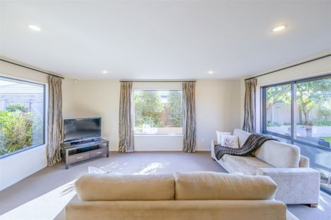 Photo of property in 30 Burbank Drive, Aidanfield, Christchurch, 8025