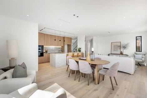 Photo of property in 8a Serrata Place, Browns Bay, Auckland, 0630