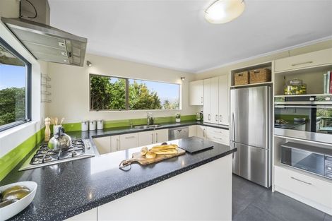 Photo of property in 5 Corrondella Grove, Belmont, Lower Hutt, 5010