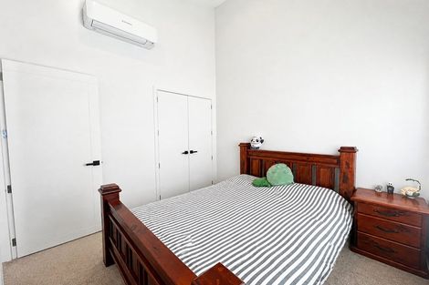 Photo of property in 32 Puwha Street, Massey, Auckland, 0614