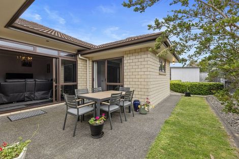 Photo of property in 87 Twin Oak Avenue, Papamoa Beach, Papamoa, 3118