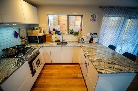 Photo of property in 18a Rarangi Way, Owhiro Bay, Wellington, 6023