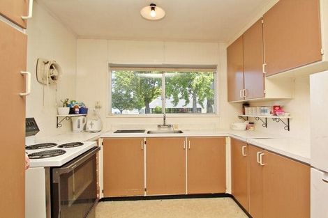 Photo of property in 2/2 Mckeefry Avenue, Greenmeadows, Napier, 4112