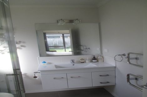 Photo of property in 39 Edgeview Crescent, Fitzroy, Hamilton, 3206