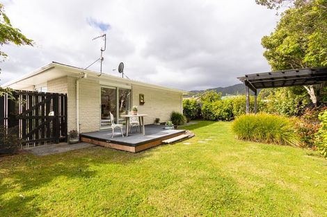 Photo of property in 10b Rimu Street, Waikanae, 5036