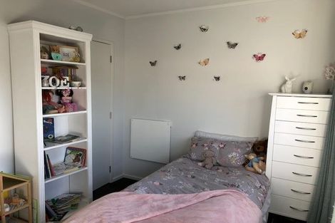 Photo of property in 94 Barrack Road, Mount Wellington, Auckland, 1060