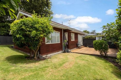 Photo of property in 2/6 Aliford Avenue, One Tree Hill, Auckland, 1061