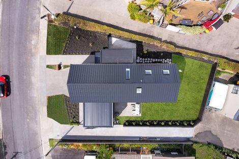 Photo of property in 10 Vaughan Crescent, Murrays Bay, Auckland, 0630