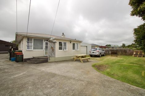 Photo of property in 15 Barrett Road, Whalers Gate, New Plymouth, 4310