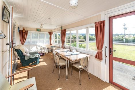 Photo of property in 92 Riverbank Road, Okoia, Whanganui, 4573