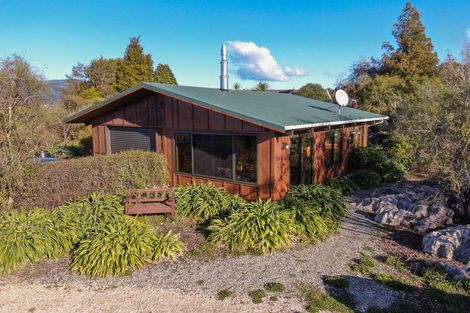 Photo of property in 10 Labyrinth Lane, Takaka, 7183