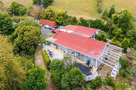 Photo of property in 65 Golding Road, Pukekohe, 2677