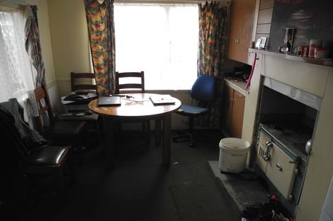 Photo of property in 12 James Street, Waimate, 7980