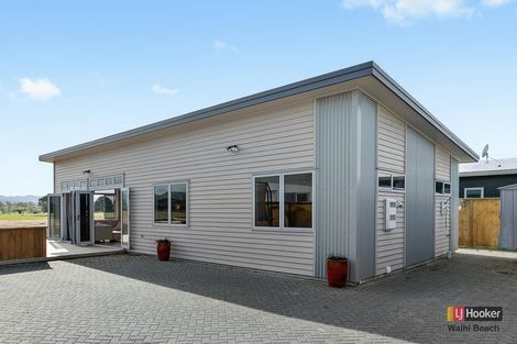 Photo of property in 44 Reel Road, Waihi Beach, 3611