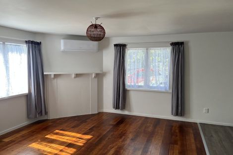 Photo of property in 505 Featherston Street, Roslyn, Palmerston North, 4414