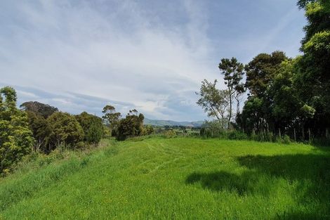 Photo of property in 8 Three Paddock Lane, Fitzherbert, Palmerston North, 4410