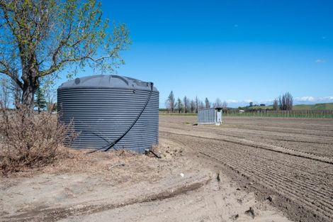 Photo of property in 64 Moteo Pa Road, Puketapu, Napier, 4183