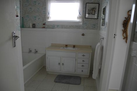 Photo of property in 84 Shearman Street, Waimate, 7924